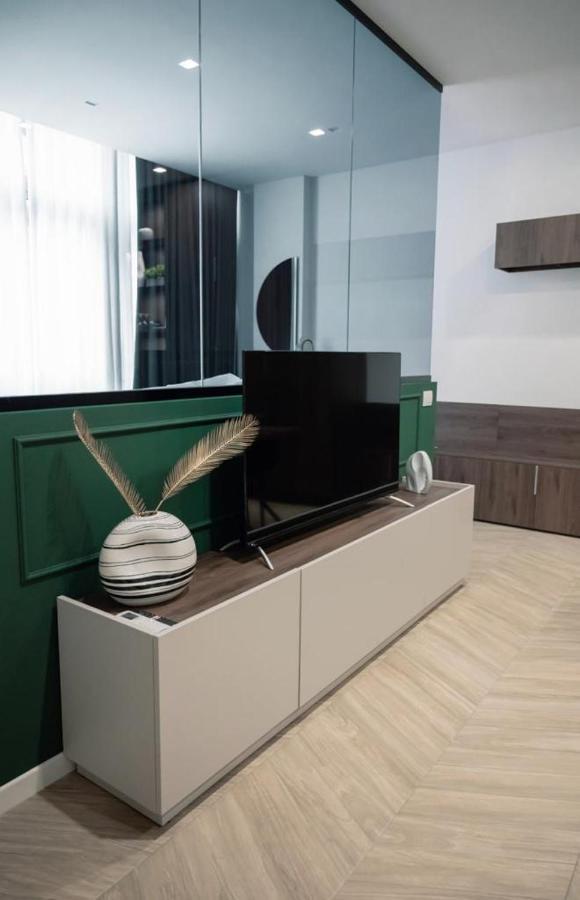 Salotto Room Boutique Πεσκάρα Εξωτερικό φωτογραφία
